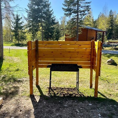Marika Puhkekuela - Metsanurga Oeoemaja "Shared Bathroom" Nova Zewnętrze zdjęcie