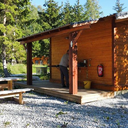 Marika Puhkekuela - Metsanurga Oeoemaja "Shared Bathroom" Nova Zewnętrze zdjęcie